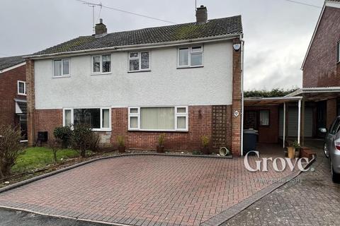 3 bedroom semi-detached house for sale, Robins Close, Oldswinford, Stourbridge