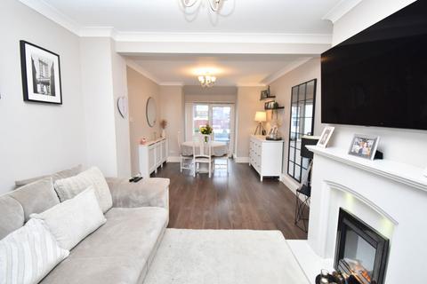 3 bedroom semi-detached house for sale, Shelagh Avenue, Widnes, WA8 6PB