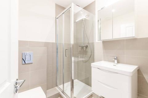 Studio to rent, Vincent Square, Victoria, London, SW1P