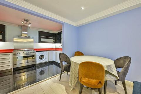 undefined, Worple Road, Wimbledon, London, SW19