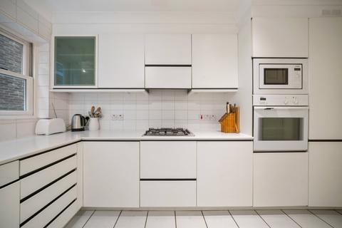 3 bedroom apartment for sale, Belsize Avenue, Belsize Park, NW3
