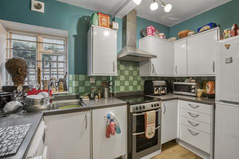 2 bedroom maisonette for sale, Hilldrop Crescent, London, N7