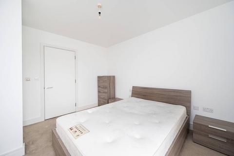 1 bedroom flat to rent, London Road, Barking, IG11