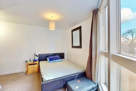 2 bedroom apartment for sale, Pavillion House, Water Gardens Square, Canada Water, London, SE16