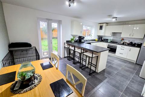 4 bedroom terraced house for sale, Marazion Way, Plymouth PL2