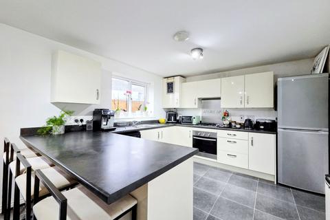 4 bedroom terraced house for sale, Marazion Way, Plymouth PL2