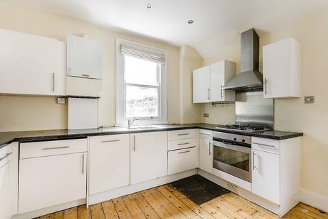 3 bedroom maisonette to rent, Ormiston Grove, Shepherd's Bush, London, W12