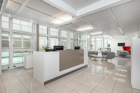 Office to rent, Bridge St W Middlesbrough TS2 1AE