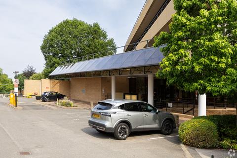 Healthcare facility to rent, 77 Mount Ephraim Tunbridge Wells TN4 8BS