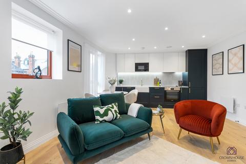 Upper Lattimore Road, St. Albans, Hertfordshire, AL1