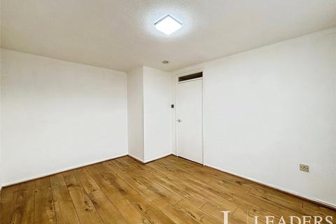 3 bedroom flat to rent, Milwards, Harlow, Essex, CM19