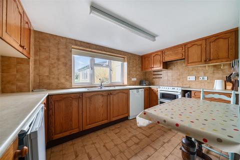 4 bedroom detached house for sale, Washfield, Tiverton