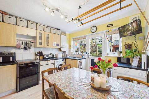 3 bedroom terraced house for sale, Garth Road, Torquay