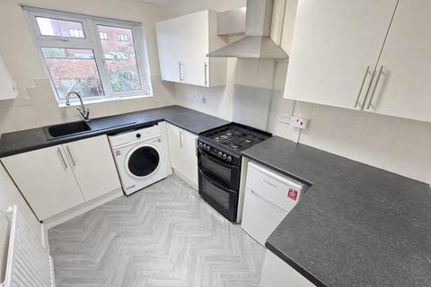 undefined, Turners Road North, Luton, Bedfordshire, LU2 9DW