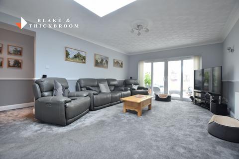 5 bedroom detached bungalow for sale, St Johns Road, Clacton-on-Sea