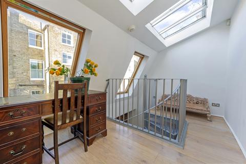 undefined, St. Lukes Mews, London, UK, W11