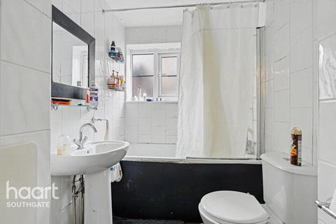 undefined, Tempsford Close, Enfield
