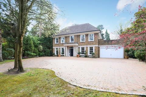 6 bedroom detached house to rent, Granville Close, St George's Hill, Weybridge, KT13