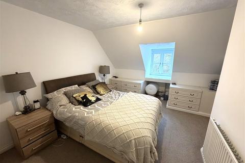 3 bedroom townhouse for sale, Oleander Drive, Totton, Southampton