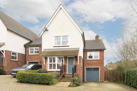 4 bedroom detached house for sale, Probyn Close, Kimpton