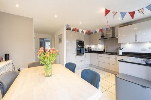 4 bedroom detached house for sale, Probyn Close, Kimpton