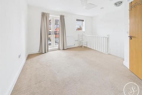 undefined, Holts Crest Way, Leeds