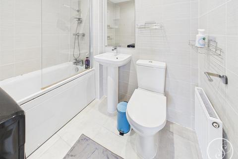 undefined, Holts Crest Way, Leeds