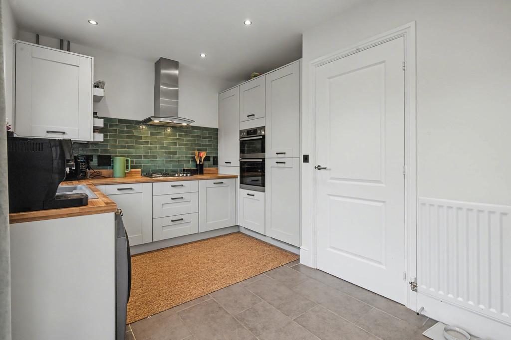Kitchen - Angle 3