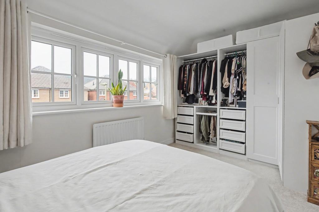 Bedroom 1 - Angle 2
