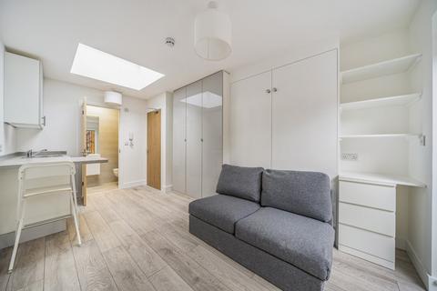 undefined, Baring Road, London, SE12