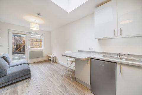 undefined, Baring Road, London, SE12
