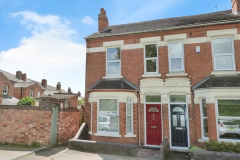 2 bedroom end of terrace house for sale, Wolverton Road, Worcester