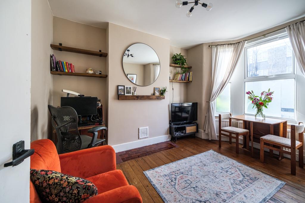 37 a stopford road 13