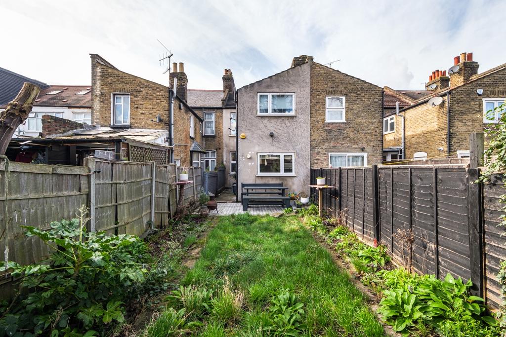 37 a stopford road 3