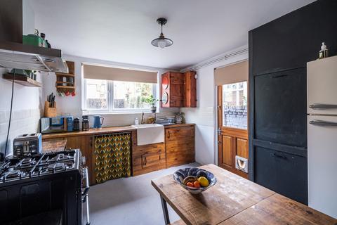 1 bedroom ground floor flat to rent, Stopford Road, London, E13