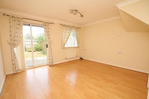 2 bedroom semi-detached house to rent, Pond Close, Wimblington
