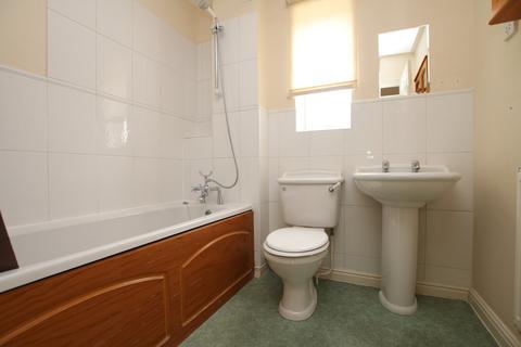 2 bedroom semi-detached house to rent, Pond Close, Wimblington