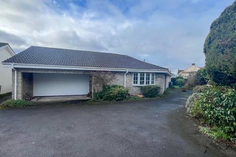 4 bedroom bungalow for sale, Silver Street, Nailsea, North Somerset, BS48