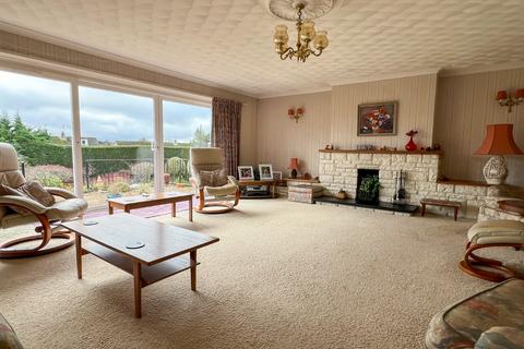 4 bedroom bungalow for sale, Silver Street, Nailsea, North Somerset, BS48