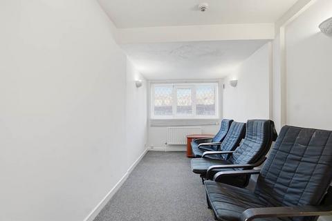undefined, Howard Road, Surbiton