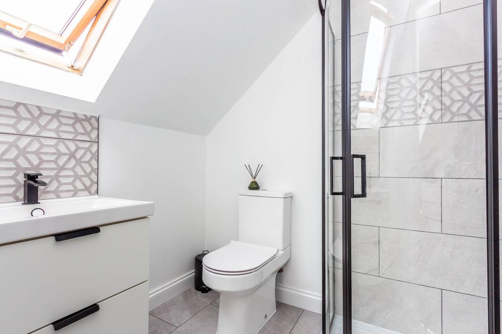 En Suite Shower Room