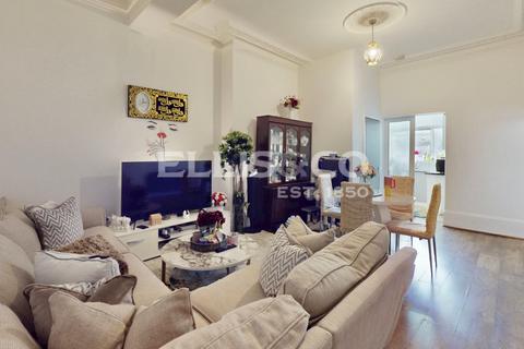 2 bedroom apartment for sale, Penford Street, London, SE5