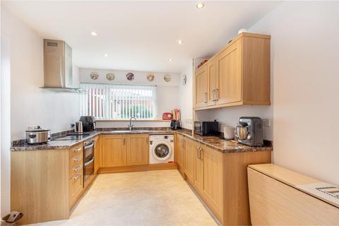 3 bedroom semi-detached house for sale, Scafell Close, Worcester