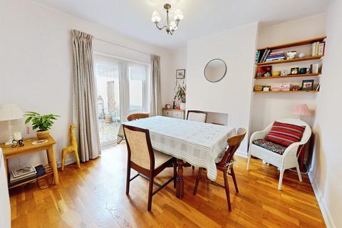 3 bedroom terraced house for sale, Hatherley Street, Tivoli