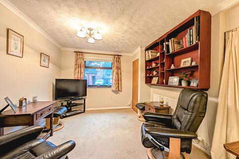 3 bedroom terraced house for sale, Bramblewood Close, Gonerby Hill Foot, Grantham