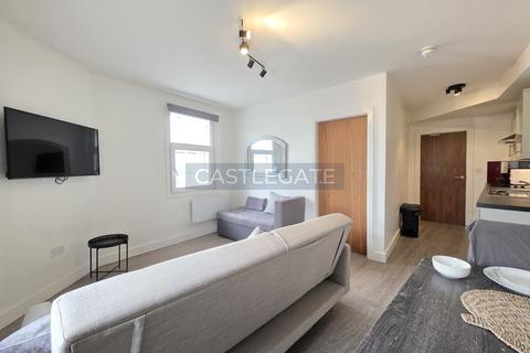 1 bedroom flat to rent, New Street, Huddersfield, HD1 2AX