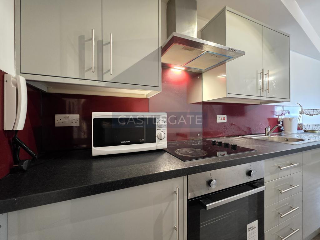 Apartment 5, 3a New Street, Huddersfield, HD1 2 AX