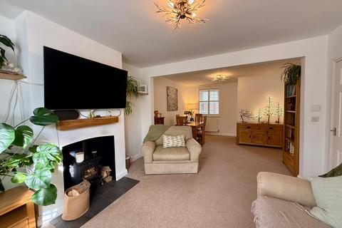 3 bedroom terraced house for sale, Blunsdon, Swindon SN26