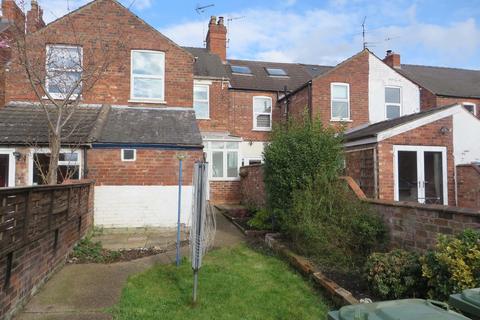 2 bedroom terraced house to rent, May Crescent, Lincoln