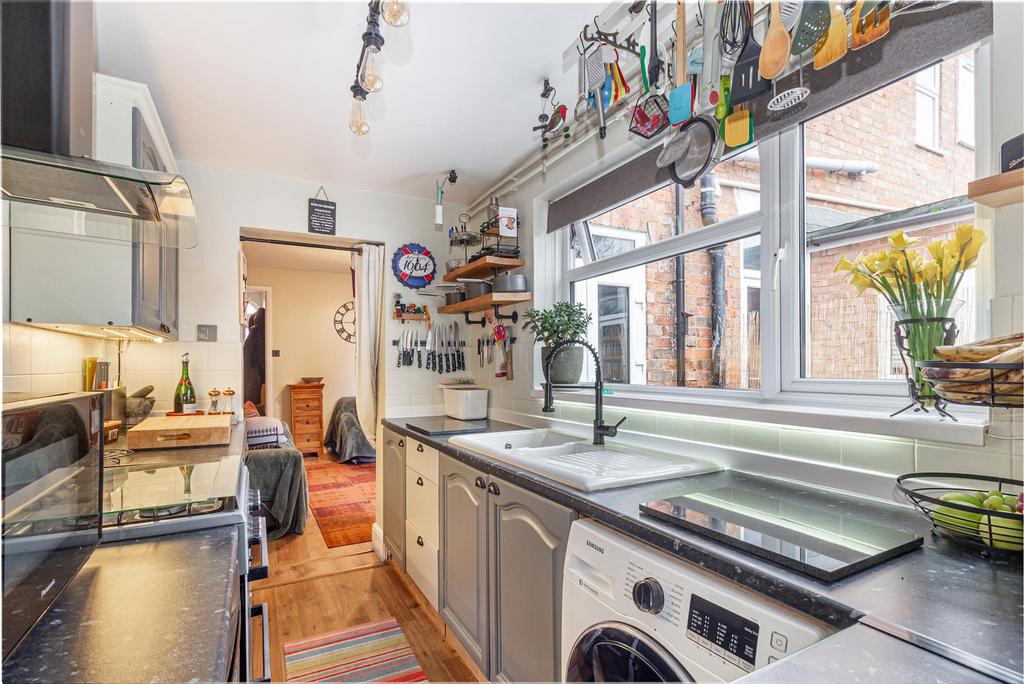 Kitchen-2.jpg